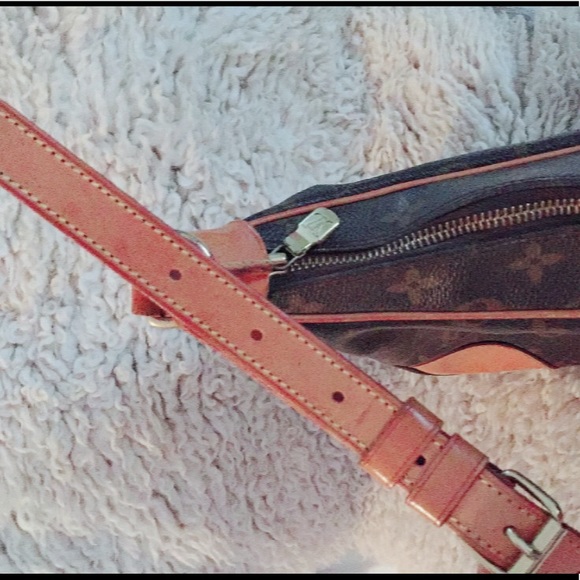 I need to pay my school. - Picture 3 of 6